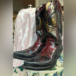 Sendra Black and Burgundy Western Cowboy Boots with Yellow Stitching